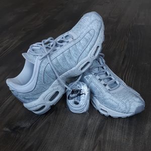 Nike Airmax Trailwind Geyser Grey Size 10